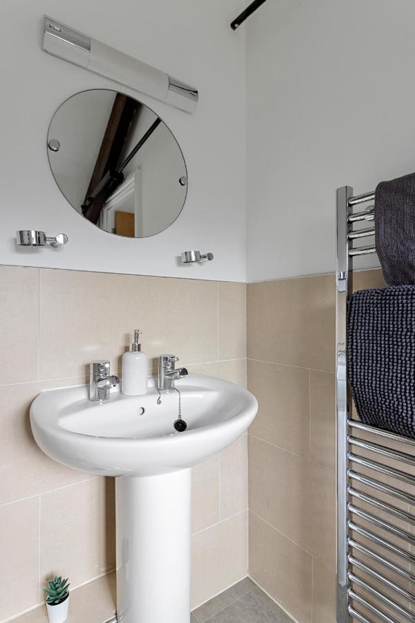 The Old Cooperage By Staytor Accommodation Exeter Bagian luar foto